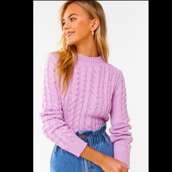 Forever 21 Sweaters - HOST PICK!! Forever 21 Cable Knit Cropped Sweater